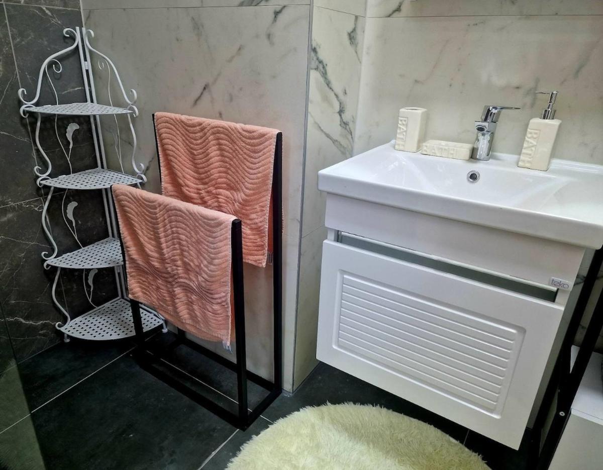 Appartamento Srna Lux East Gate-skopje *