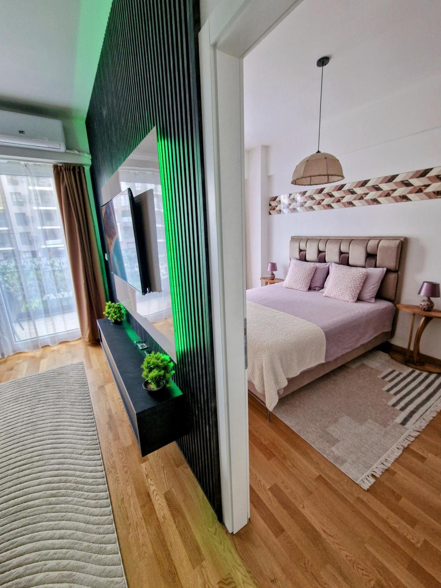 Srna Lux East Gate-skopje Appartamento